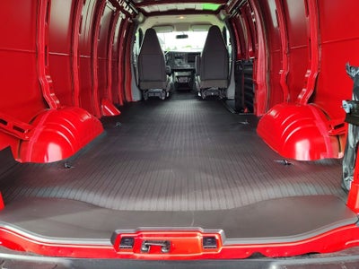 2025 Chevrolet Express Cargo 3500 WT