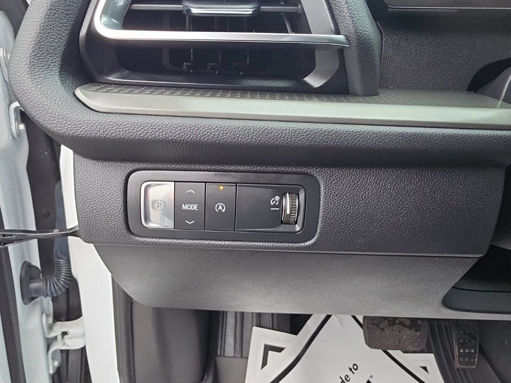 2024 Chevrolet Traverse LS