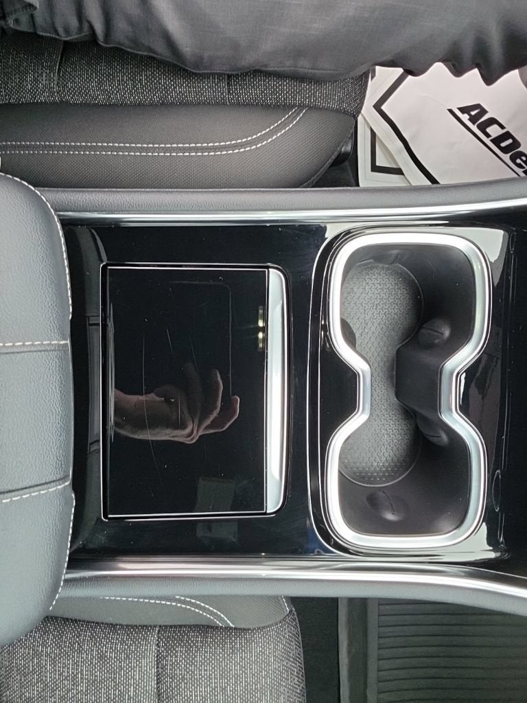 2024 Chevrolet Traverse LS