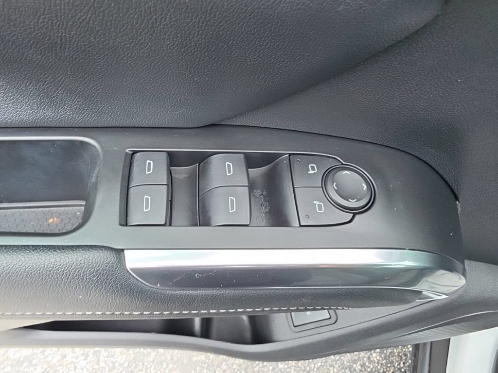 2024 Chevrolet Traverse LS