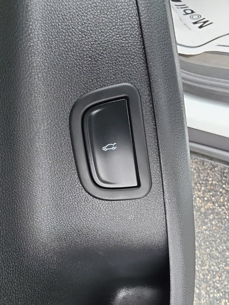 2024 Chevrolet Traverse LS
