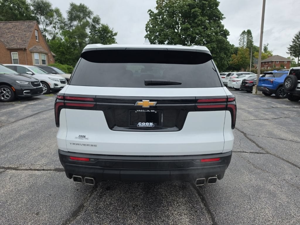 2024 Chevrolet Traverse LS