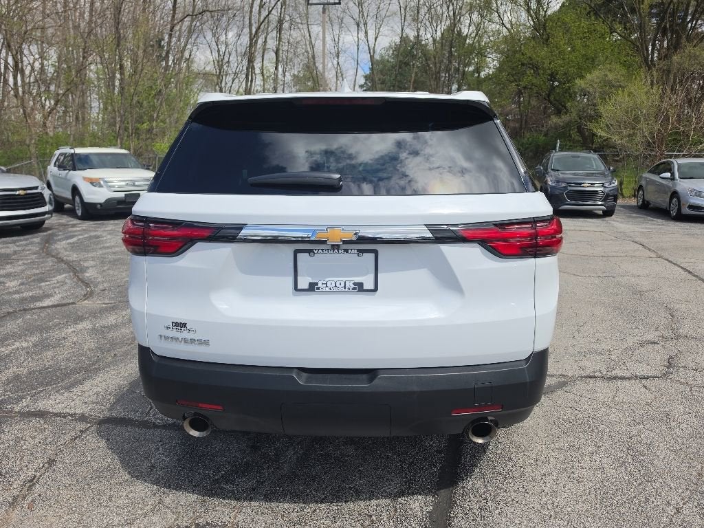 2023 Chevrolet Traverse LS