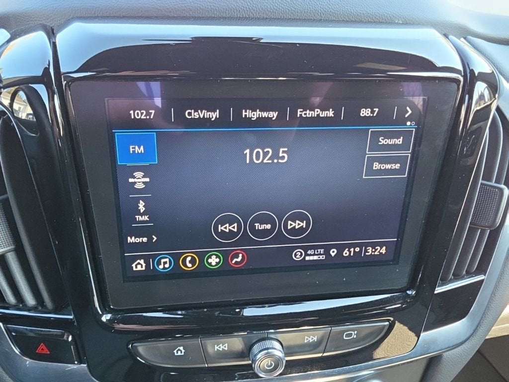 2023 Chevrolet Traverse LT Cloth