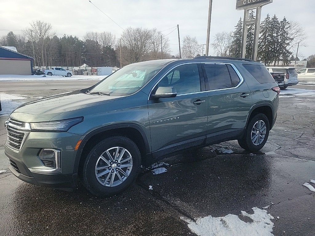 2023 Chevrolet Traverse LT Cloth