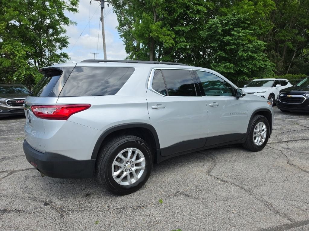 2020 Chevrolet Traverse LT Cloth