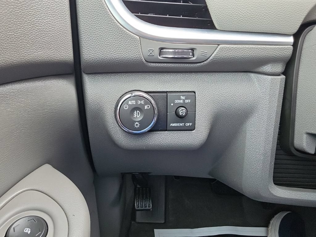 2016 Chevrolet Traverse 2LT - Photo 10