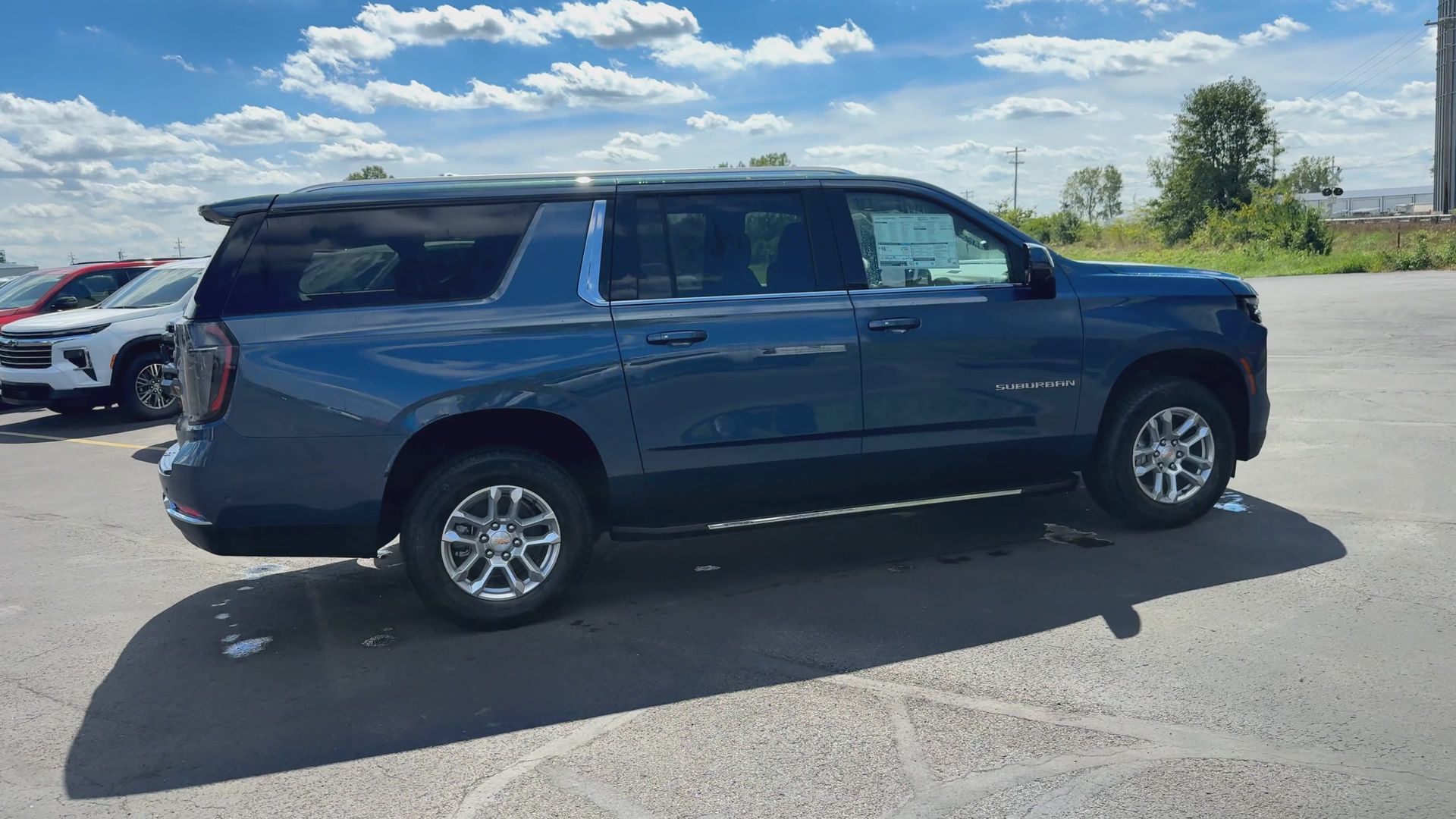 2026 Chevrolet Suburban LT