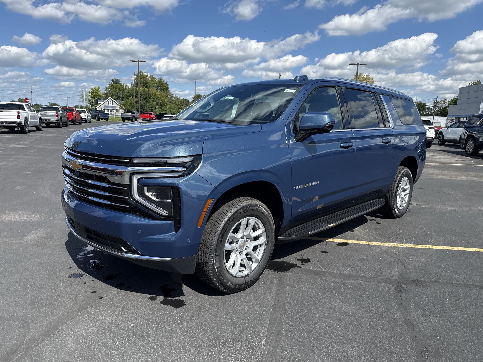 2026 Chevrolet Suburban LT