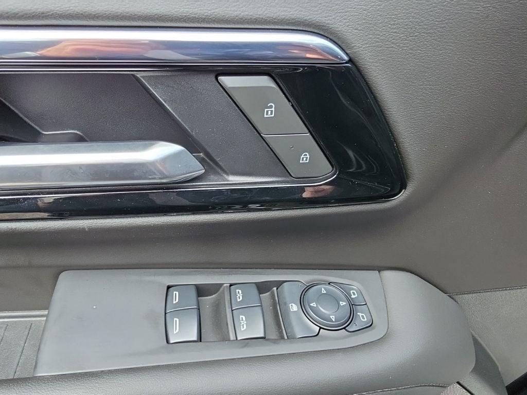 2025 Chevrolet Tahoe LS