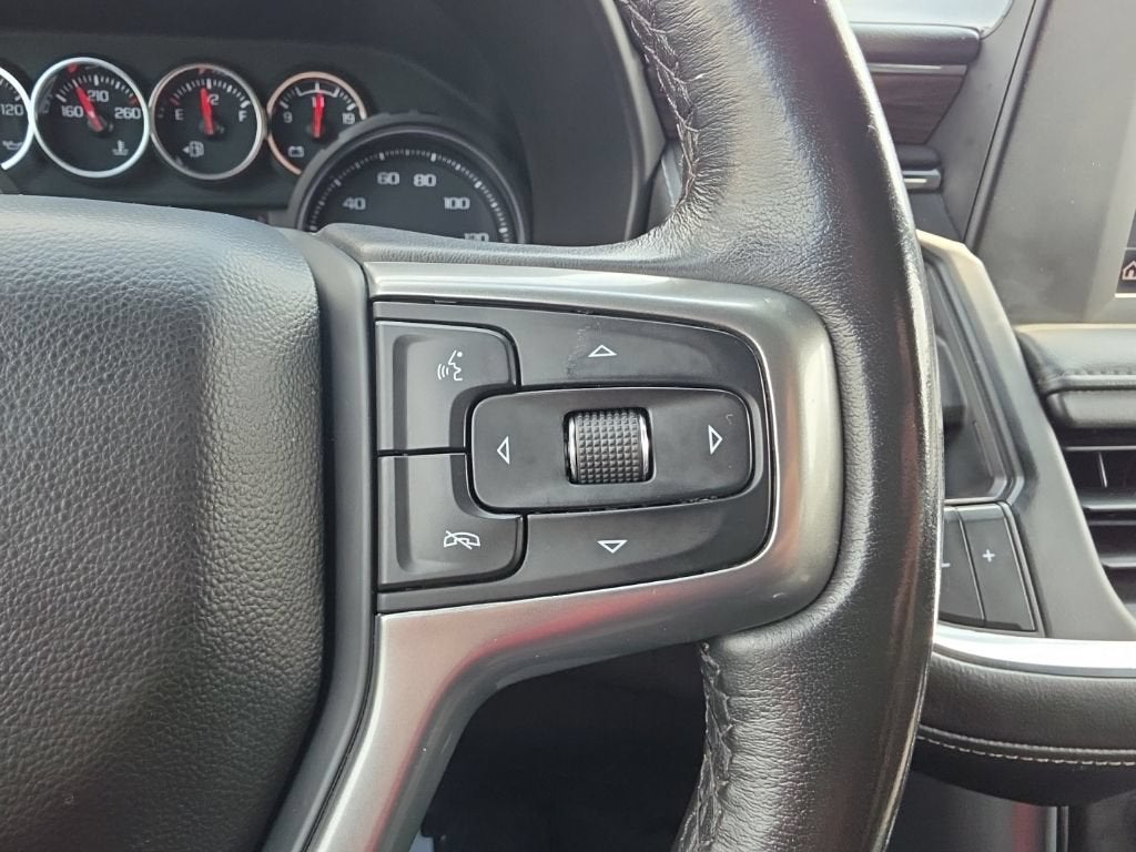 2023 Chevrolet Suburban LS