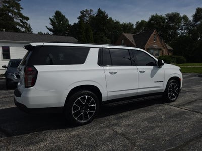2023 Chevrolet Suburban RST