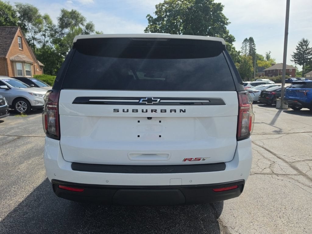 2023 Chevrolet Suburban RST