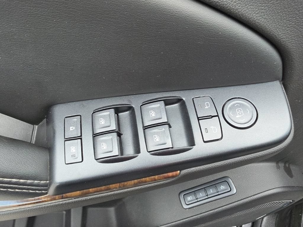 2015 Chevrolet Suburban LT