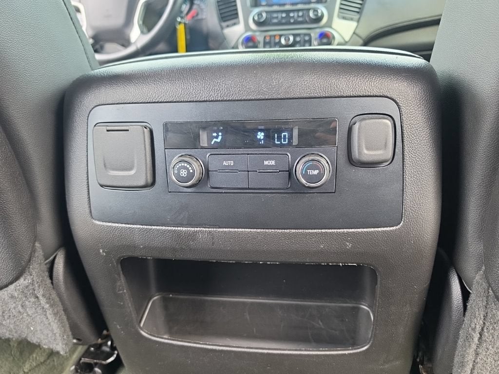 2015 Chevrolet Suburban LT
