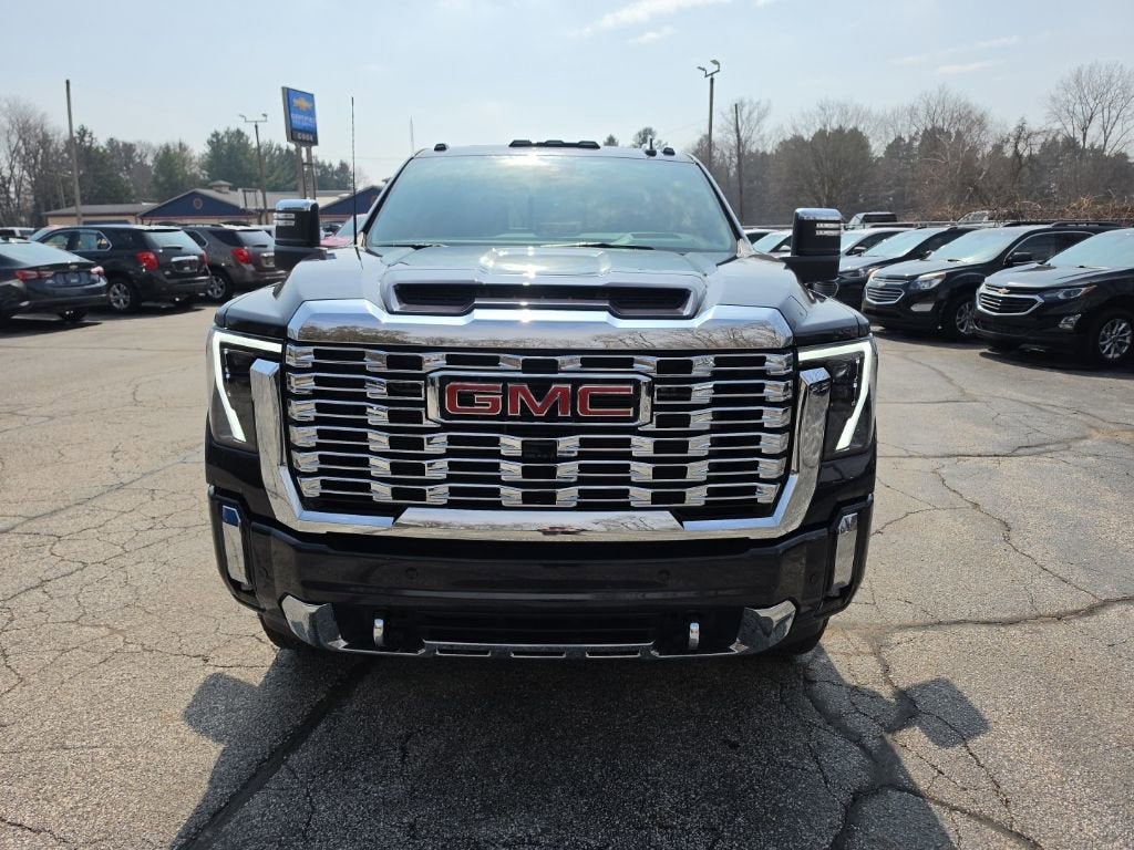 2025 GMC Sierra 2500 HD Denali
