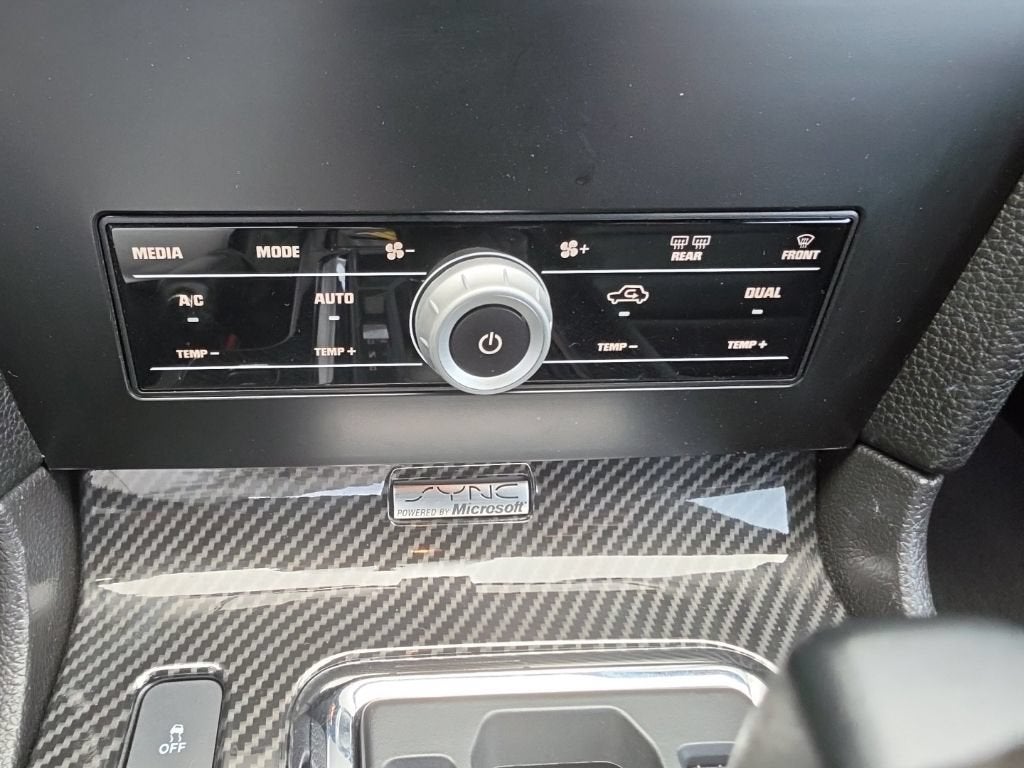 2013 Ford Mustang V6 Premium