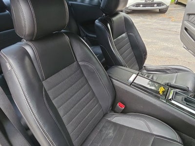 2013 Ford Mustang V6 Premium