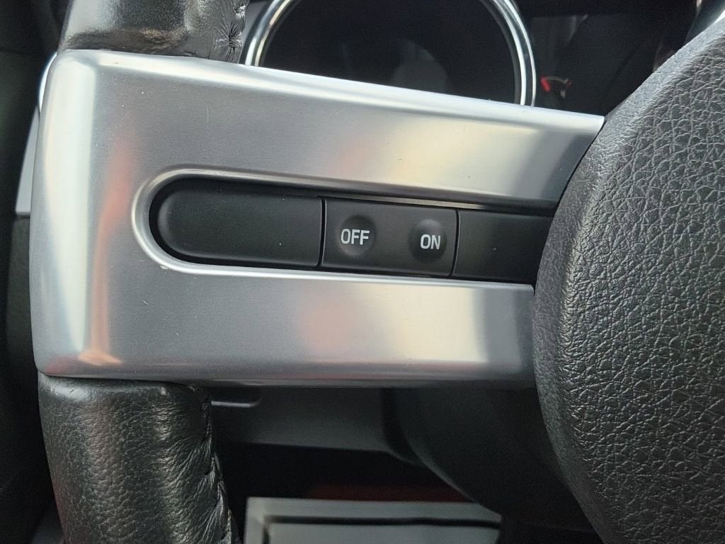 2006 Ford Mustang GT Deluxe