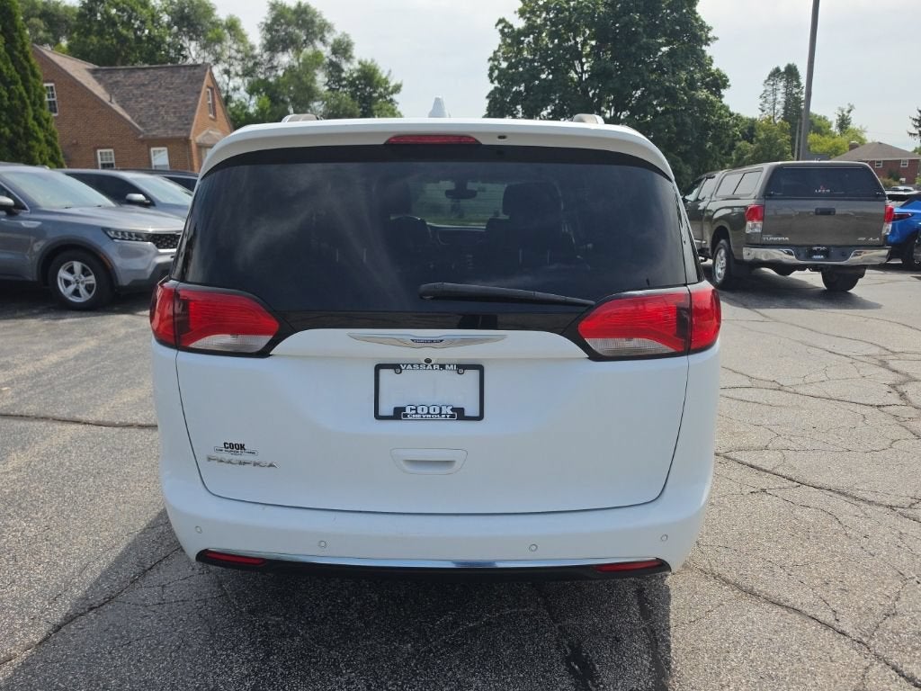 2019 Chrysler Pacifica Touring L