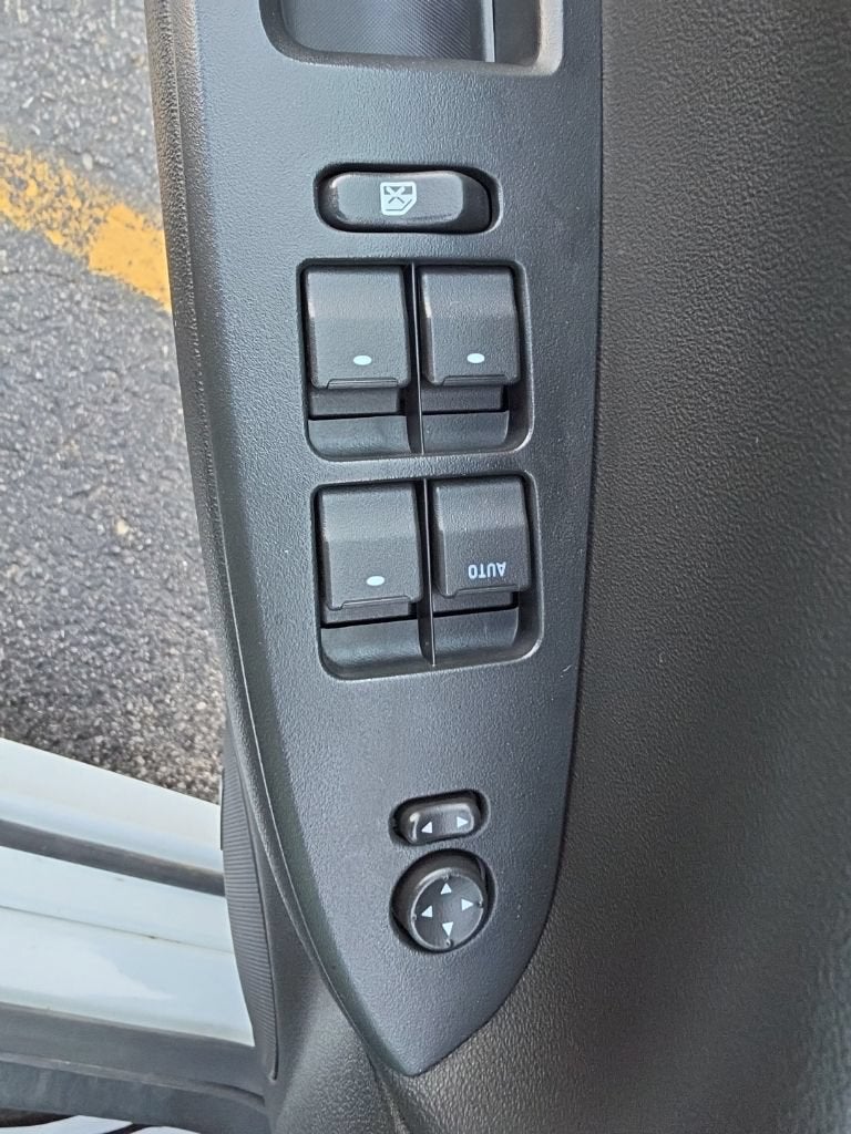 2011 Chevrolet Impala LT Retail