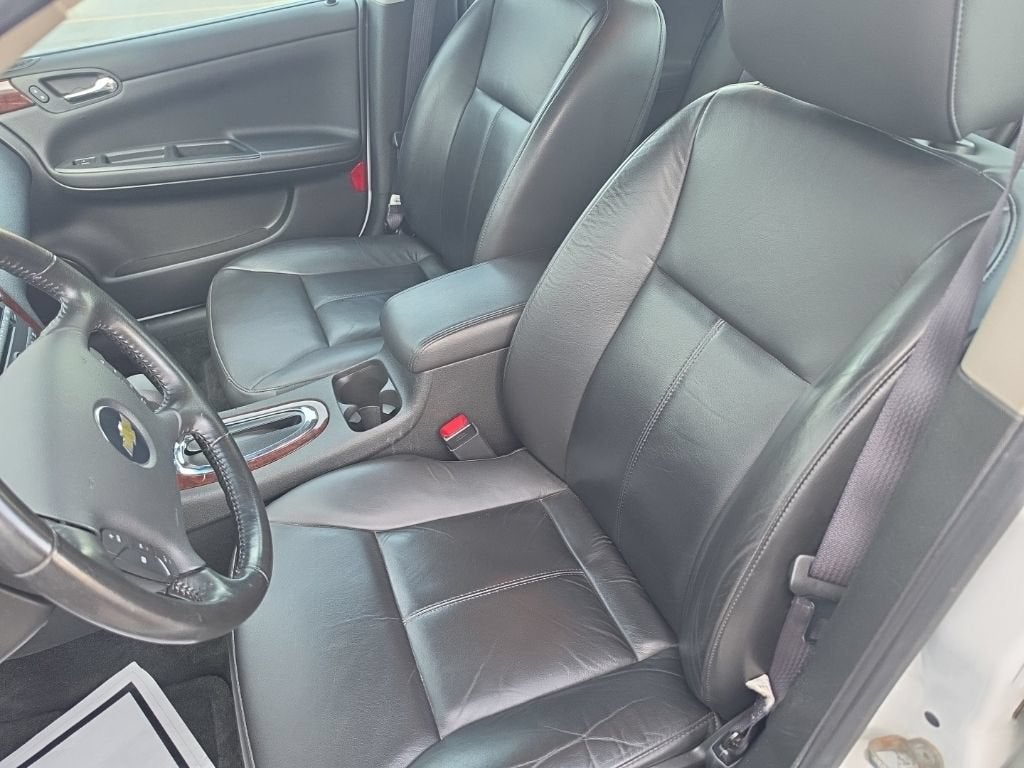 2011 Chevrolet Impala LT Retail