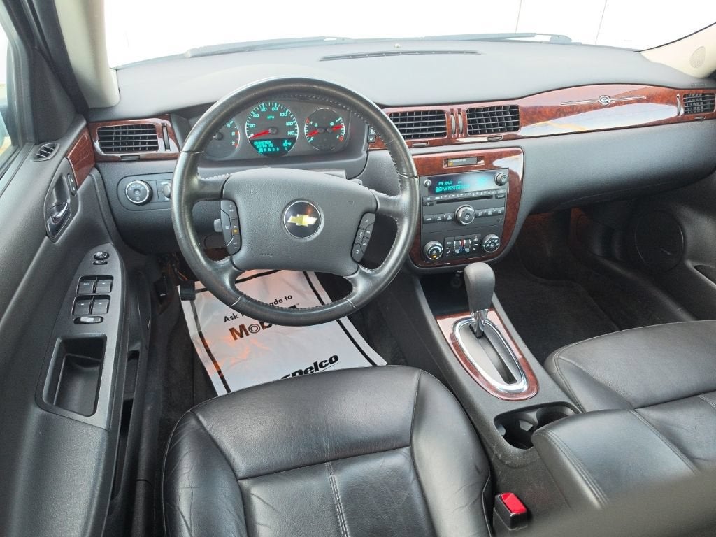 2011 Chevrolet Impala LT Retail