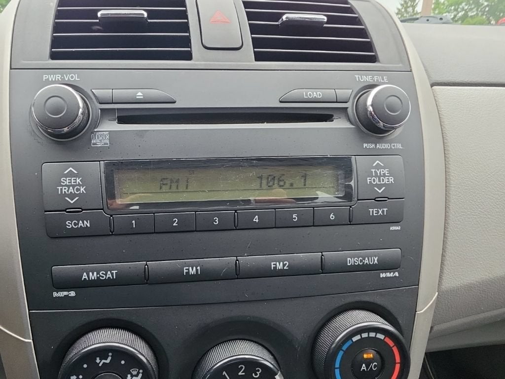 2010 Toyota Corolla LE