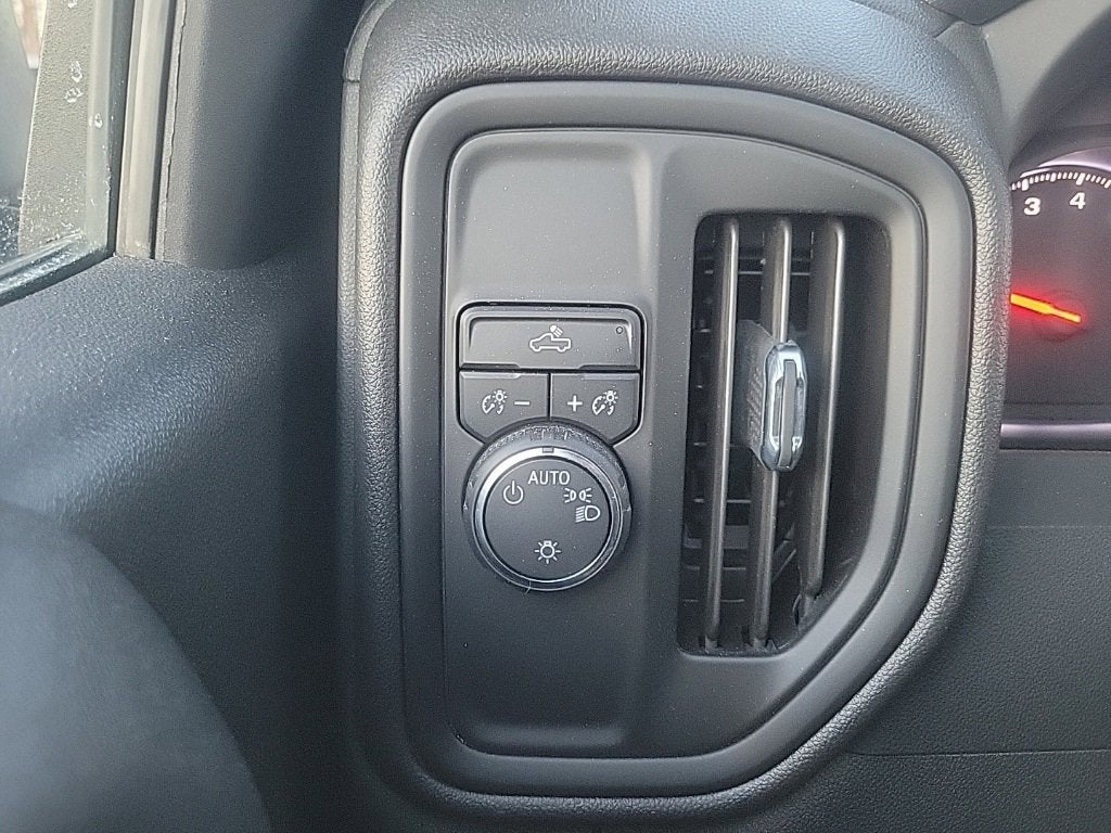 2022 Chevrolet Silverado 1500 WT