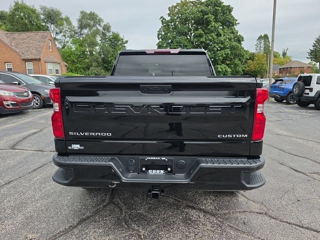 2023 Chevrolet Silverado 1500 Custom Trail Boss