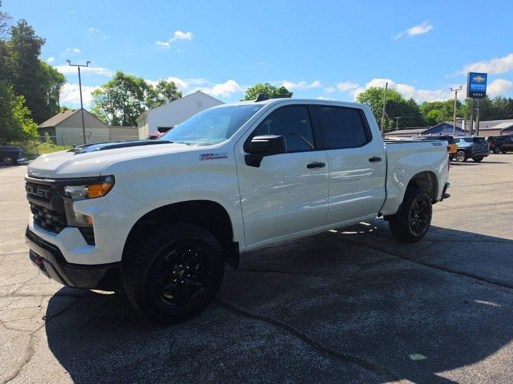 2024 Chevrolet Silverado 1500 Custom Trail Boss