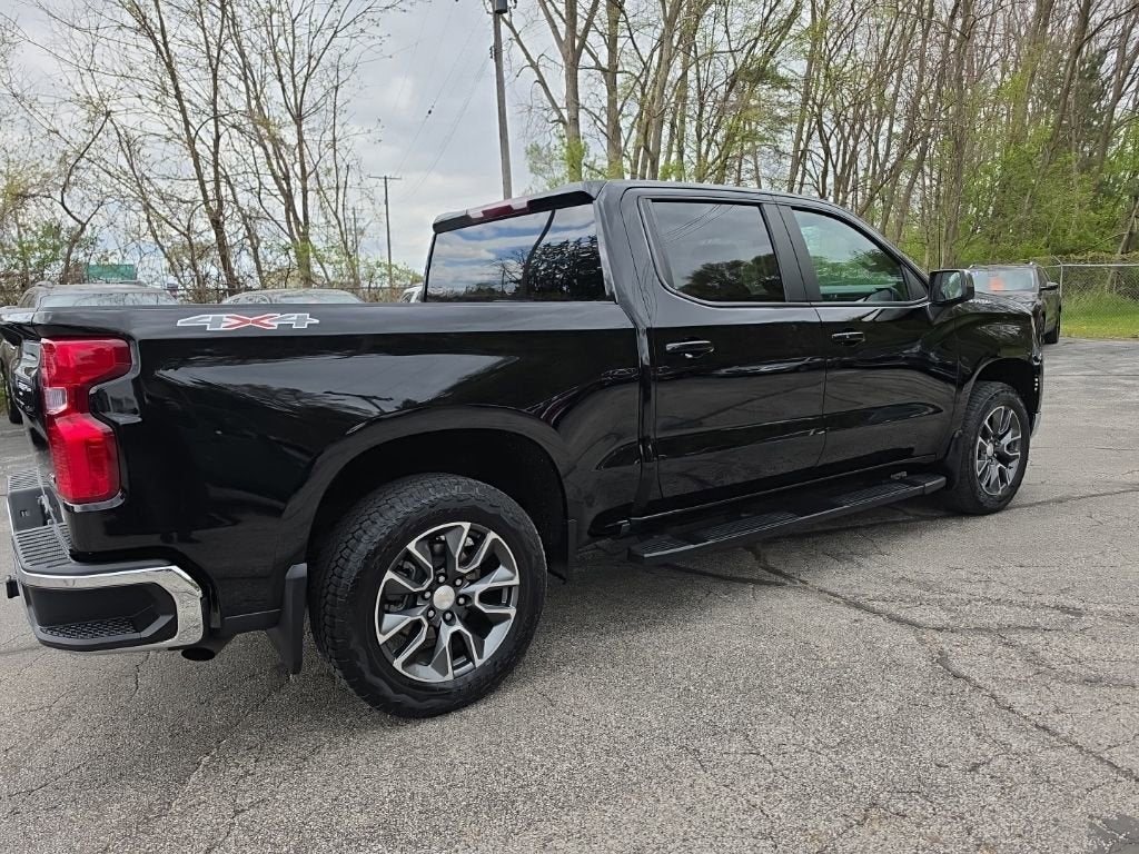 2023 Chevrolet Silverado 1500 LT (2FL)