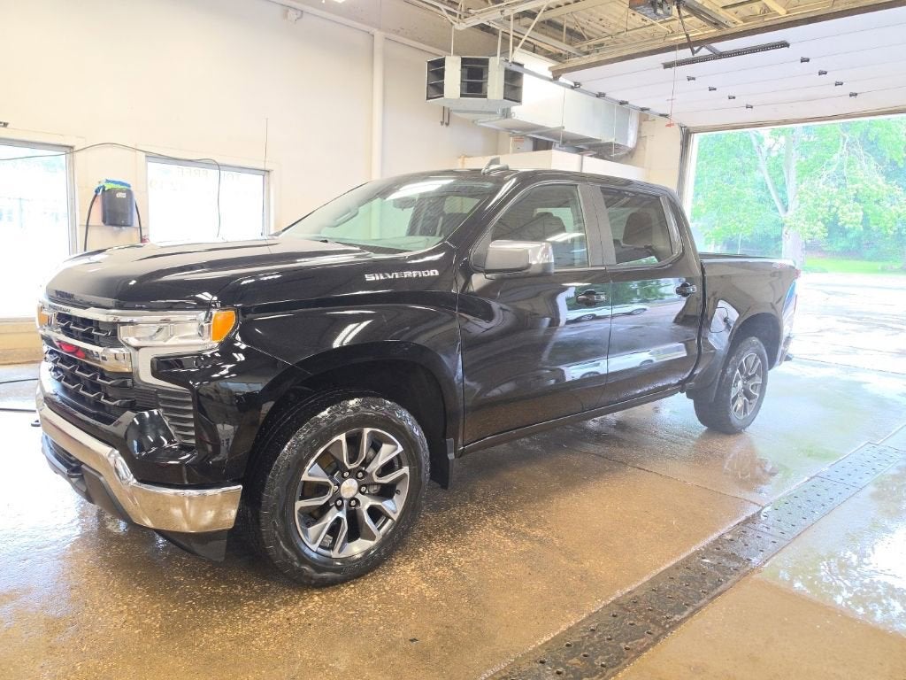 2023 Chevrolet Silverado 1500 LT (2FL)