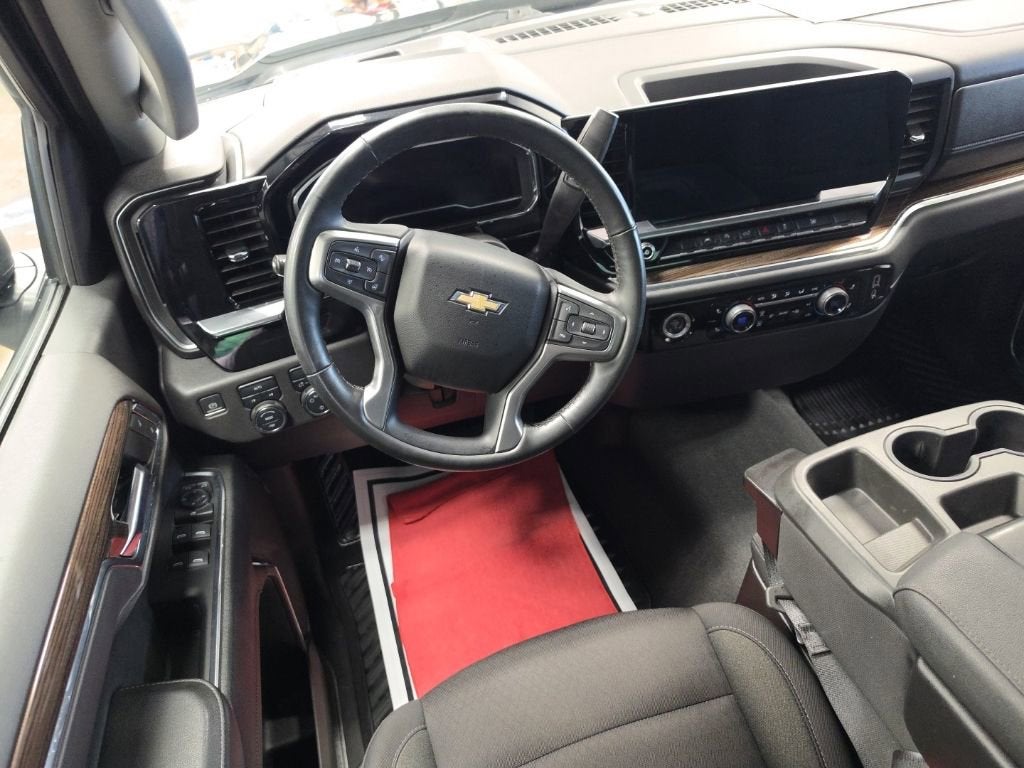 2023 Chevrolet Silverado 1500 LT (2FL)