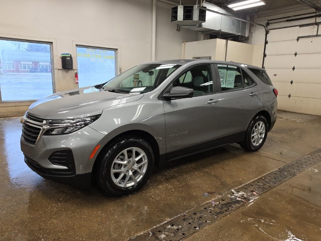2023 Chevrolet Equinox LS