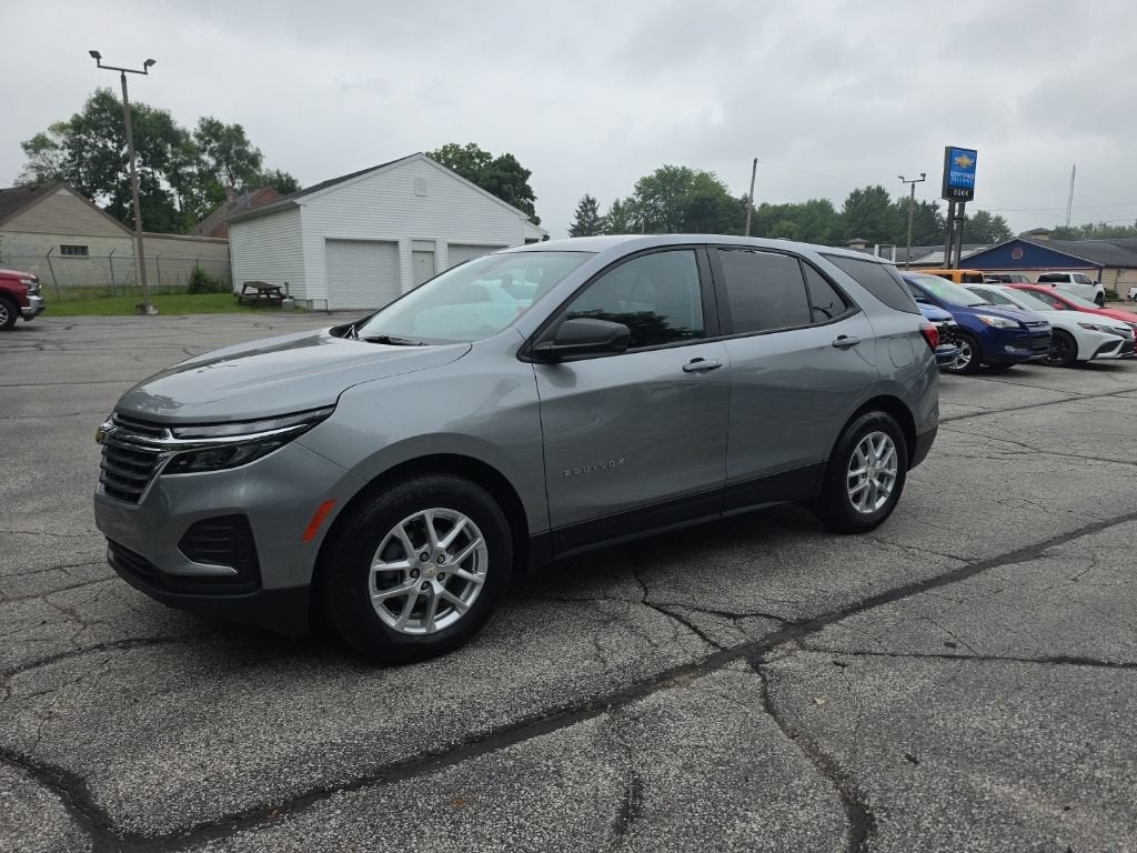2023 Chevrolet Equinox LS
