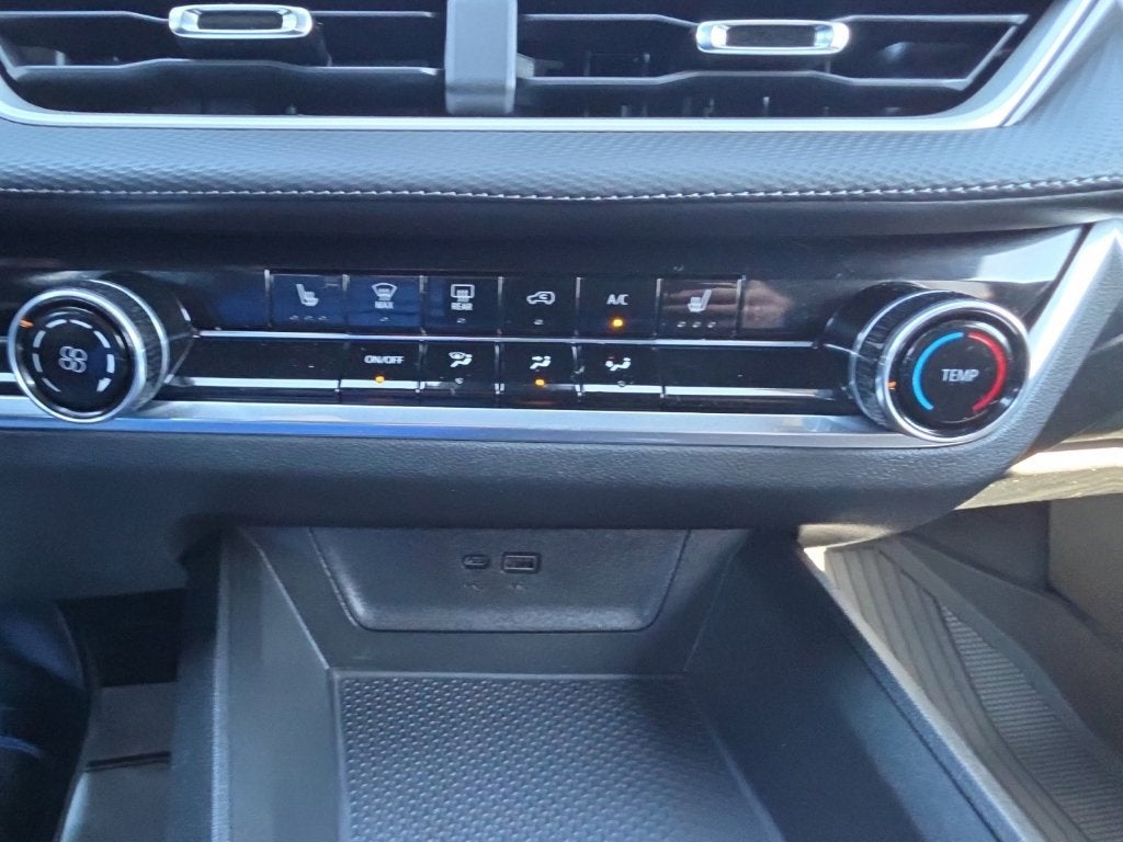 2025 Chevrolet Equinox LT - Photo 17
