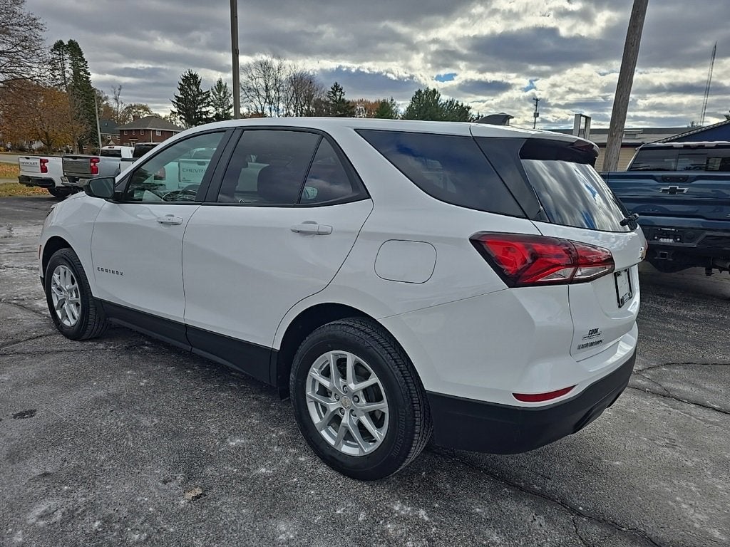 2024 Chevrolet Equinox LS