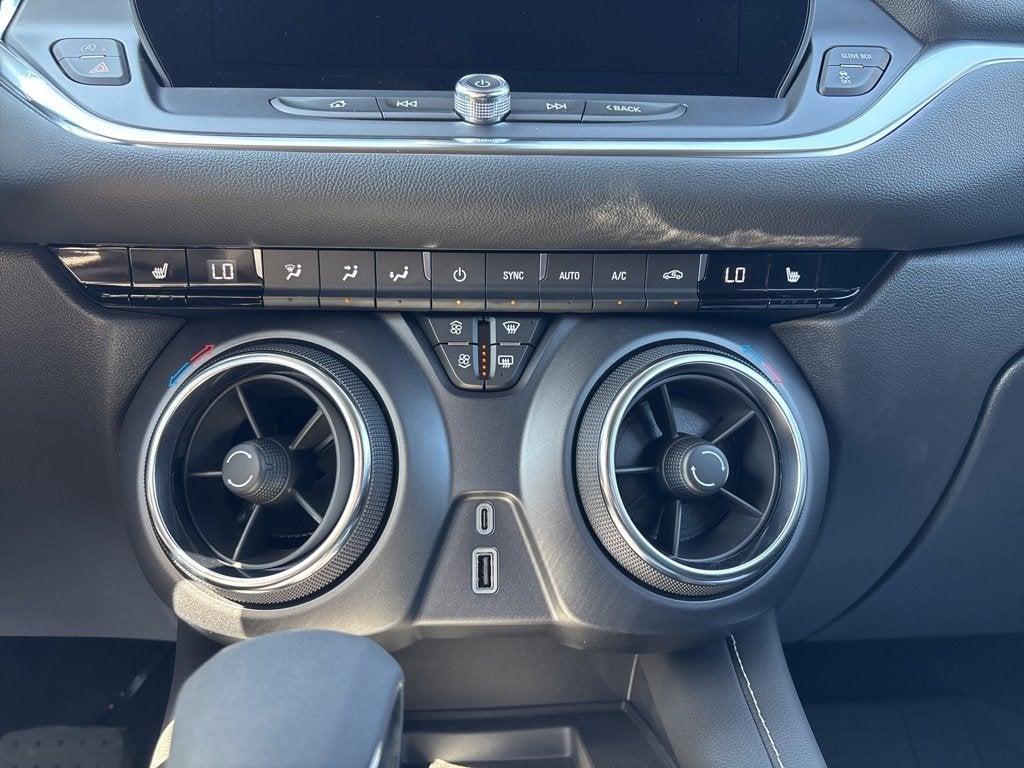 2025 Chevrolet Blazer 2LT