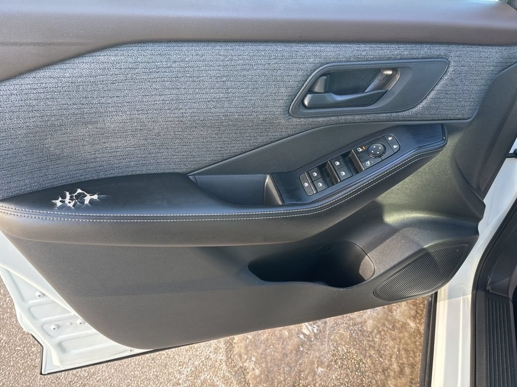 2022 Nissan Rogue S