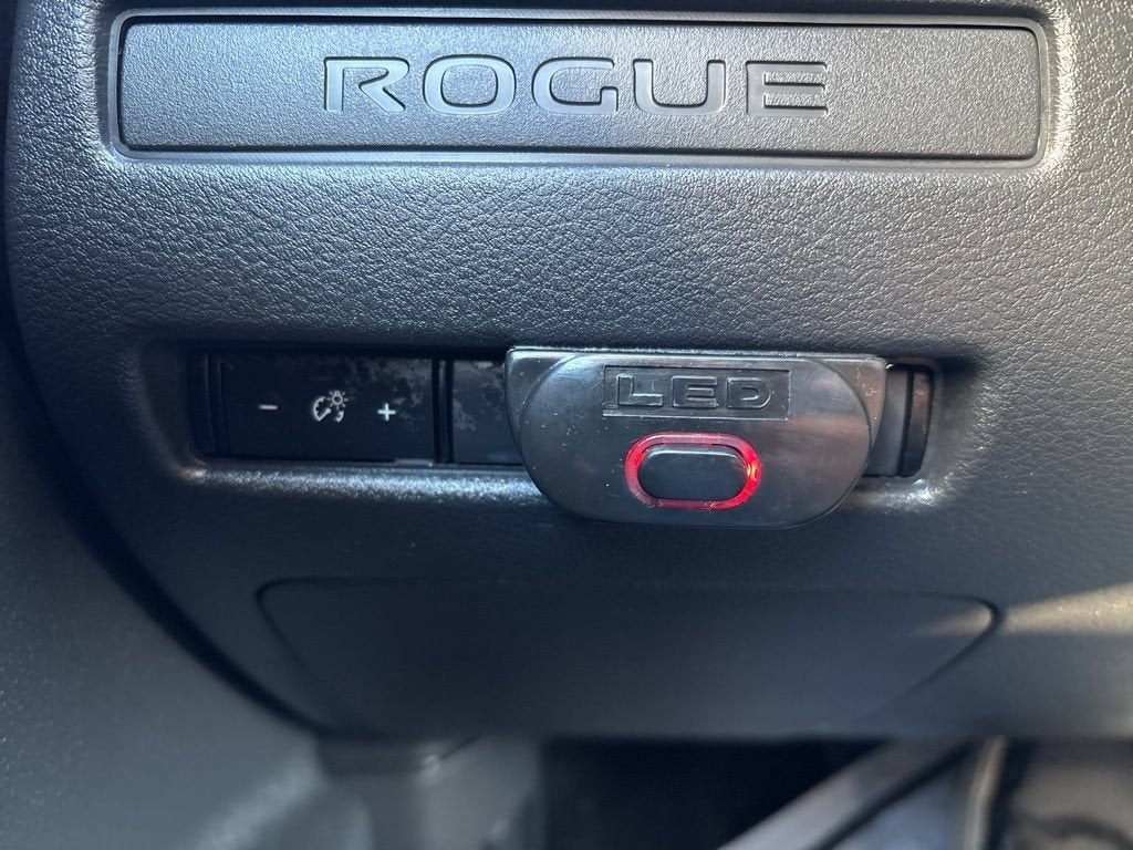 2022 Nissan Rogue S