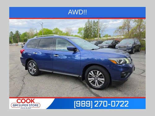 2017 Nissan Pathfinder SV
