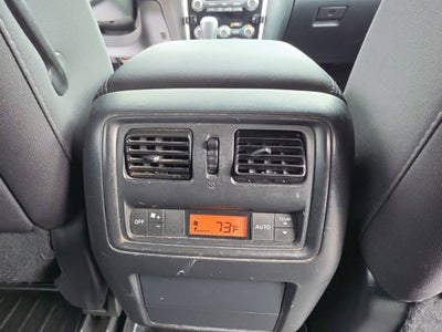 2017 Nissan Pathfinder SV