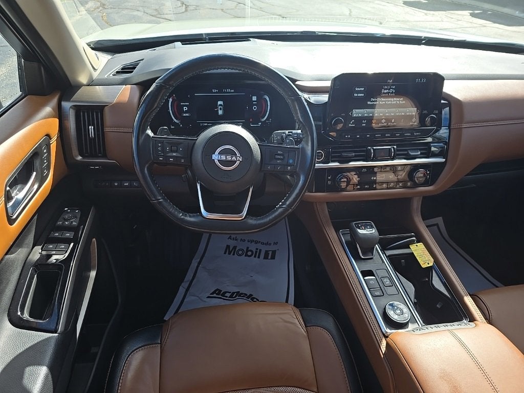 2024 Nissan Pathfinder Platinum