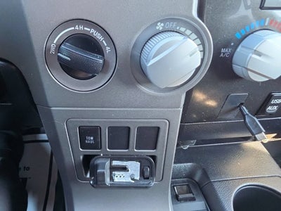 2012 Toyota Tundra Grade 5.7L V8