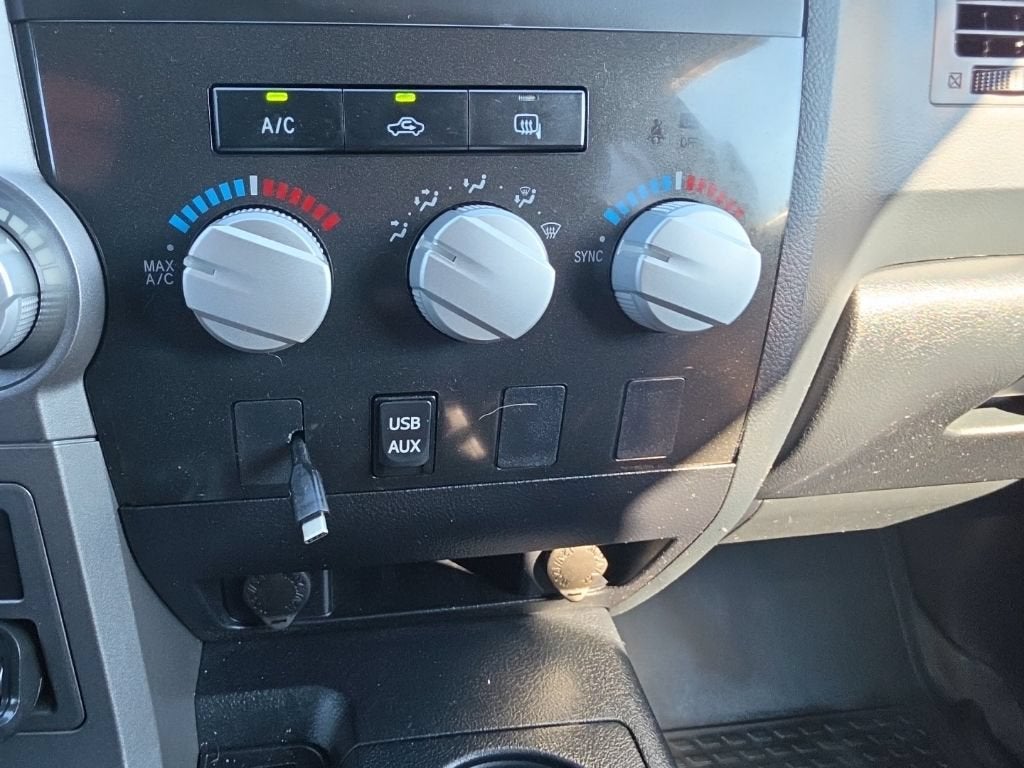 2012 Toyota Tundra Grade 5.7L V8