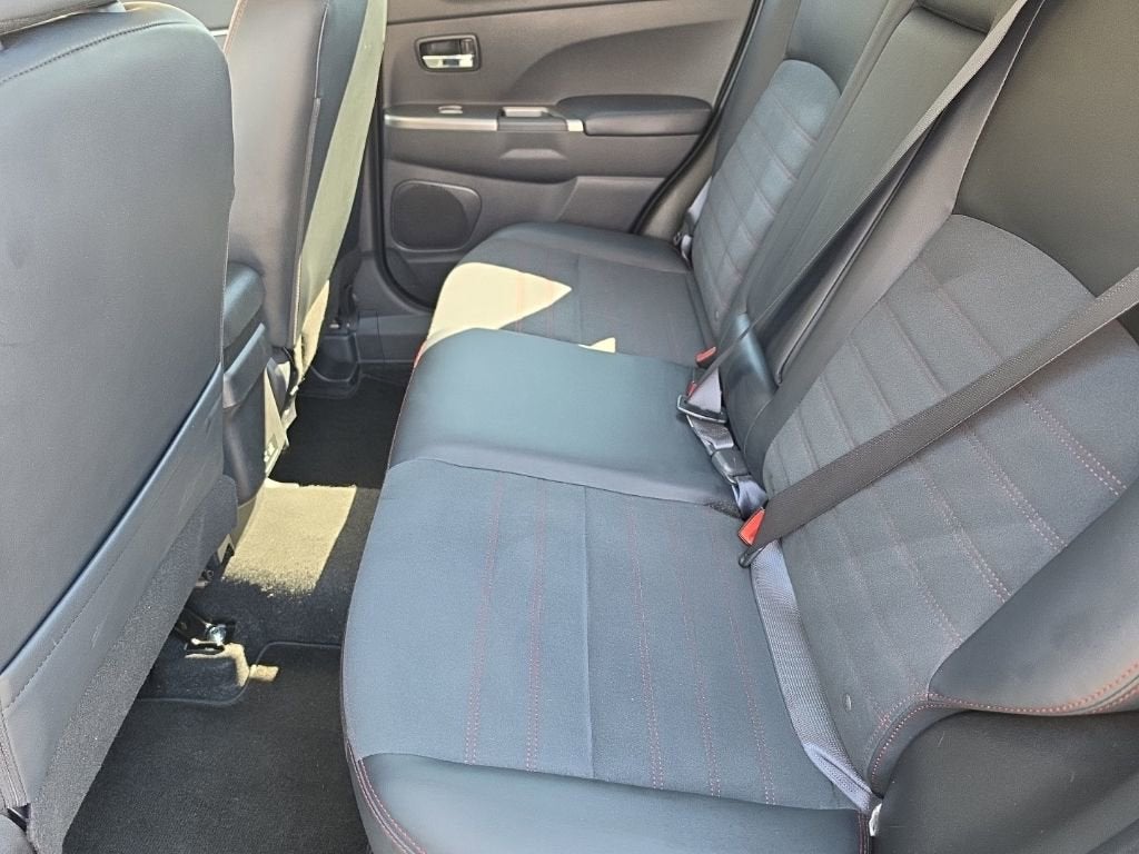 2025 Mitsubishi Outlander Sport S