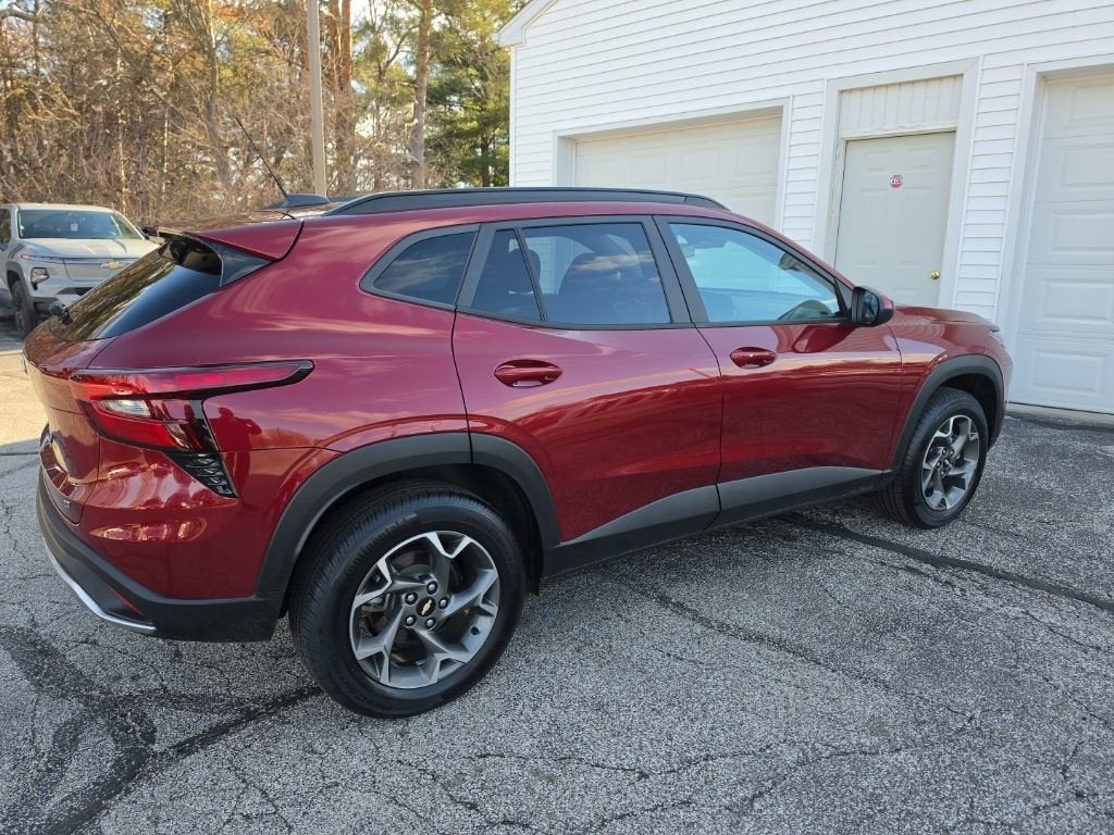 2024 Chevrolet Trax LT