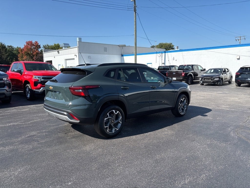 2025 Chevrolet Trax LT